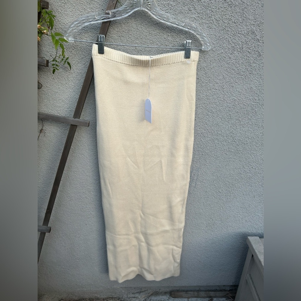 Song of Style Amiel Maxi Skirt in Ivory New with Tags! - Picture 3 of 7